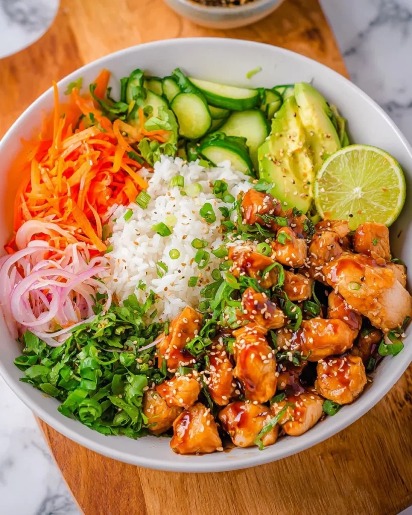 Delicious 30-minute chicken poke bowls with fresh ingredients